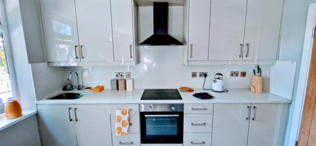 Central Reading Modern 3Br Flat - Walk To Station And High Street Luaran gambar
