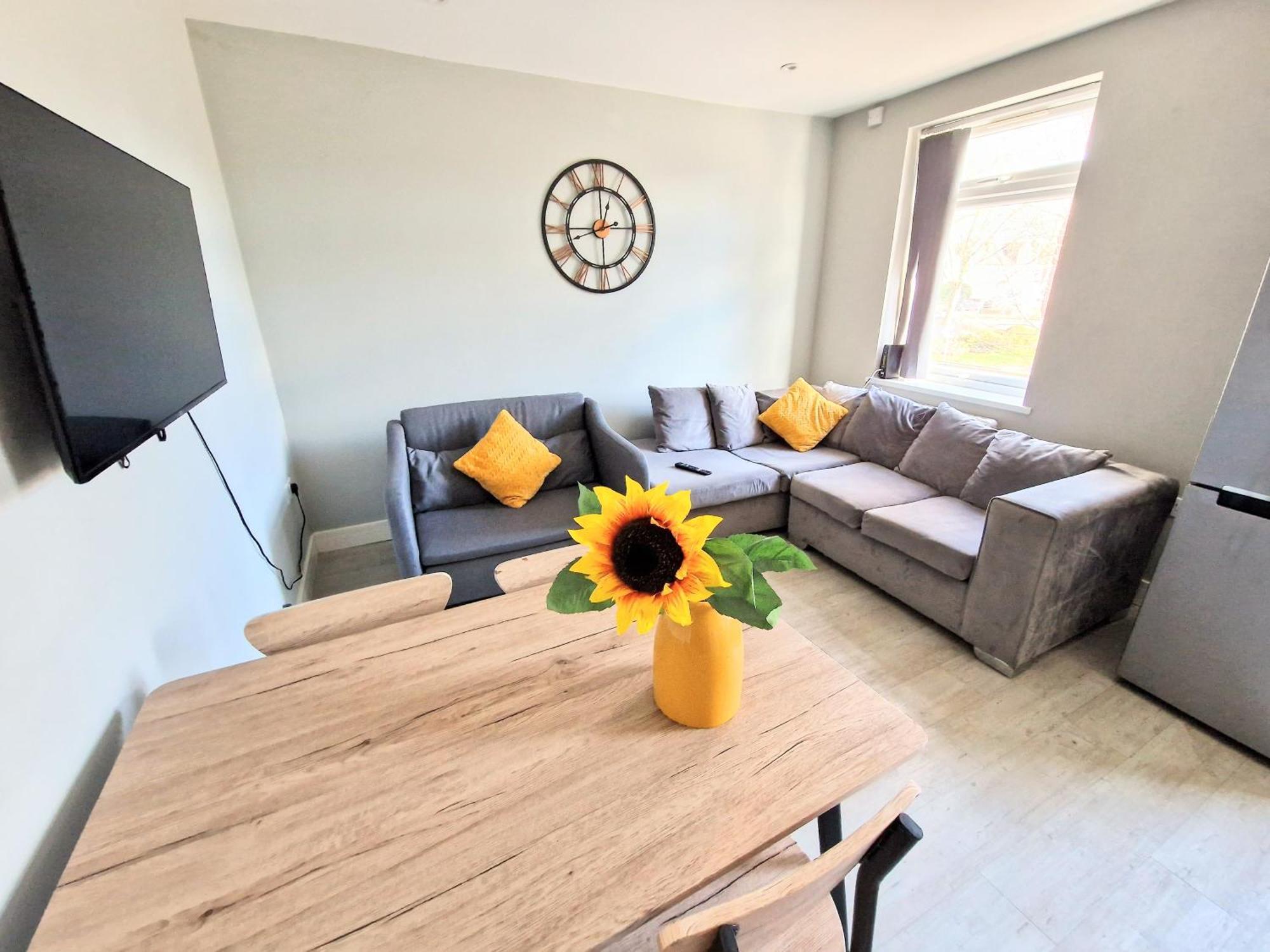 Central Reading Modern 3Br Flat - Walk To Station And High Street Luaran gambar